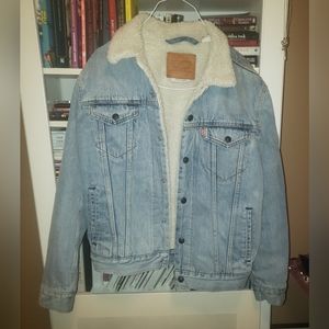 Levis sherpa trucker jacket premium